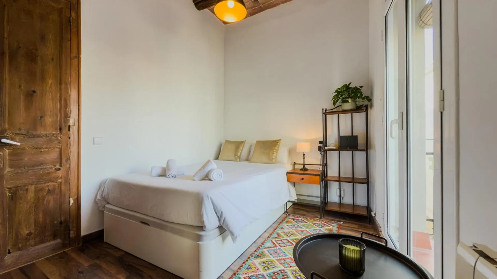 Appartamento Magalhaes - Trad Flat In Poble Sec, Near Ramblas Barcellona Spagna
