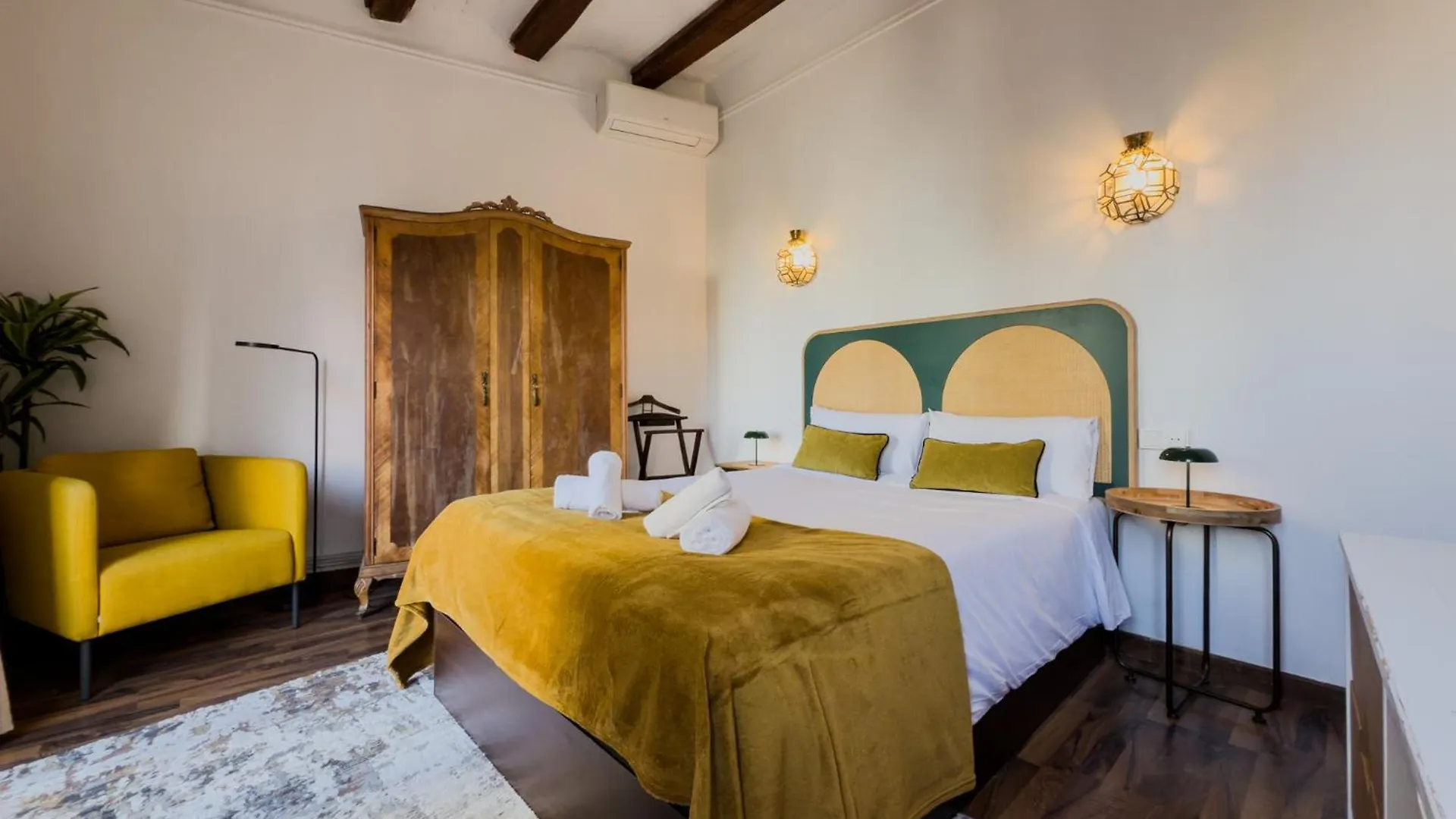 Appartamento Magalhaes - Trad Flat In Poble Sec, Near Ramblas Barcellona